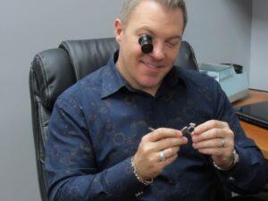 Breathe New Life Into Your Pieces: Expert Jewelry Repair Chicago Loop Service